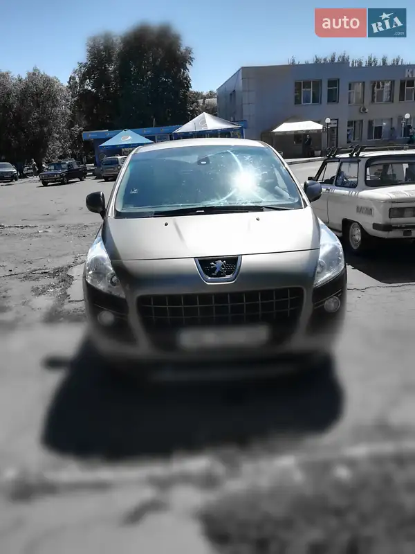 Peugeot 3008, 2013
