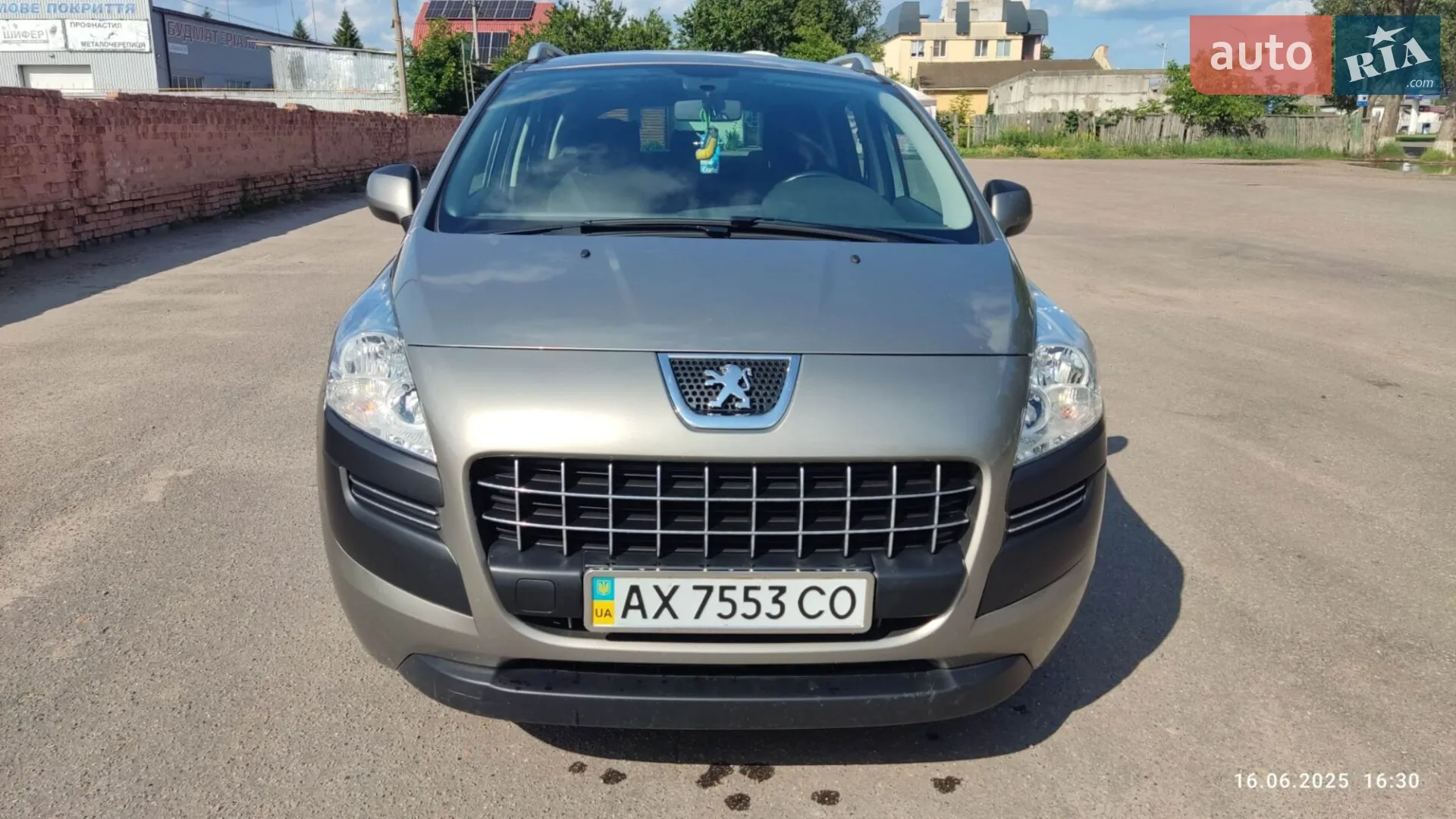 Peugeot 3008, 2011