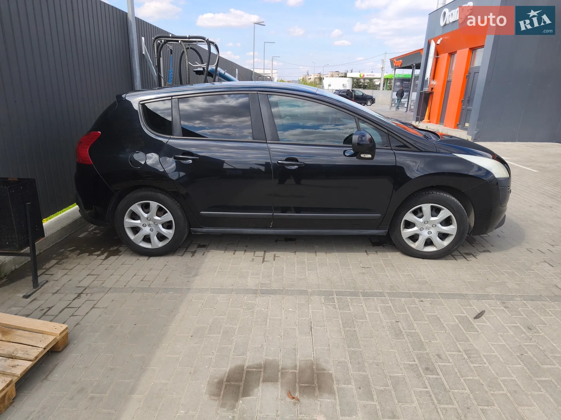Peugeot 3008, 2011