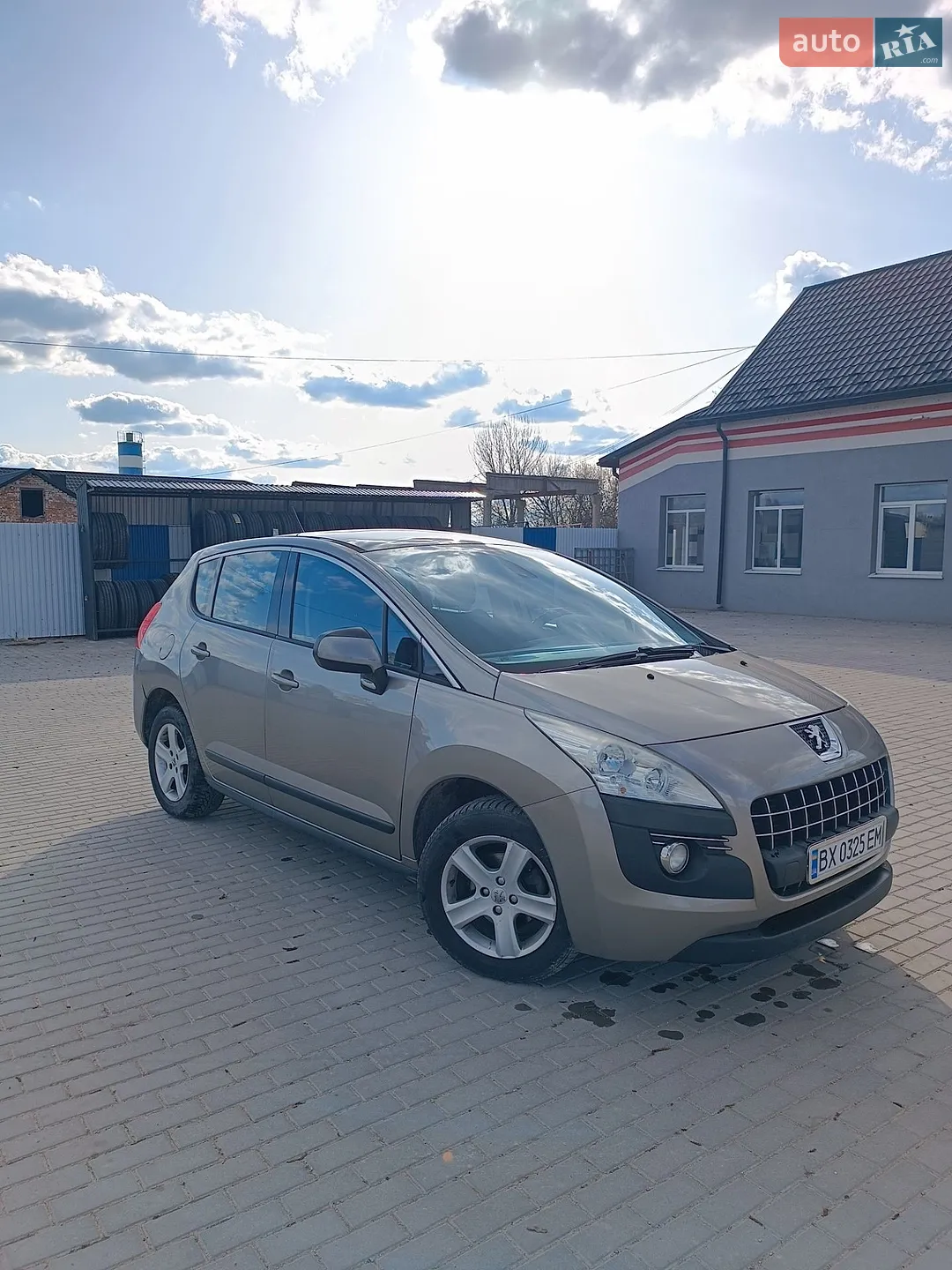 Peugeot 3008, 2011