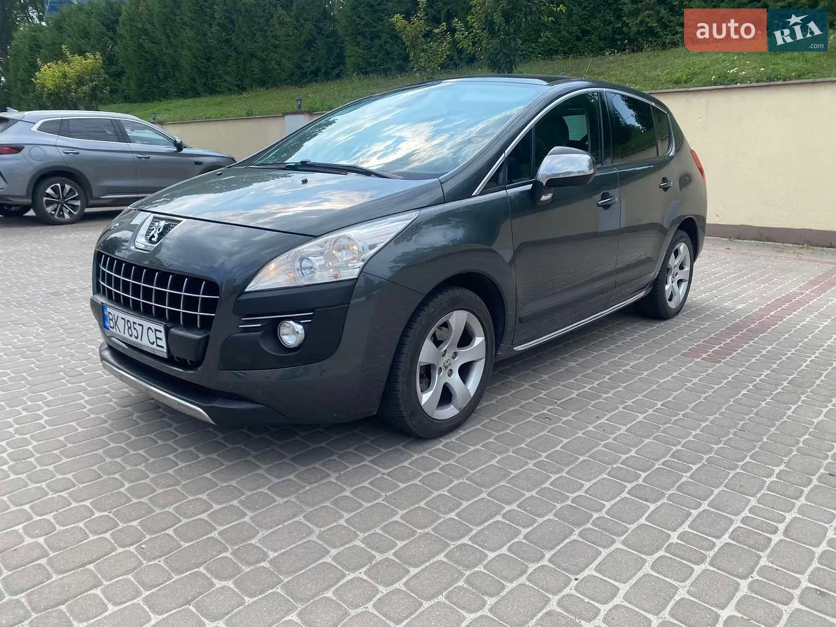 Peugeot 3008, 2011