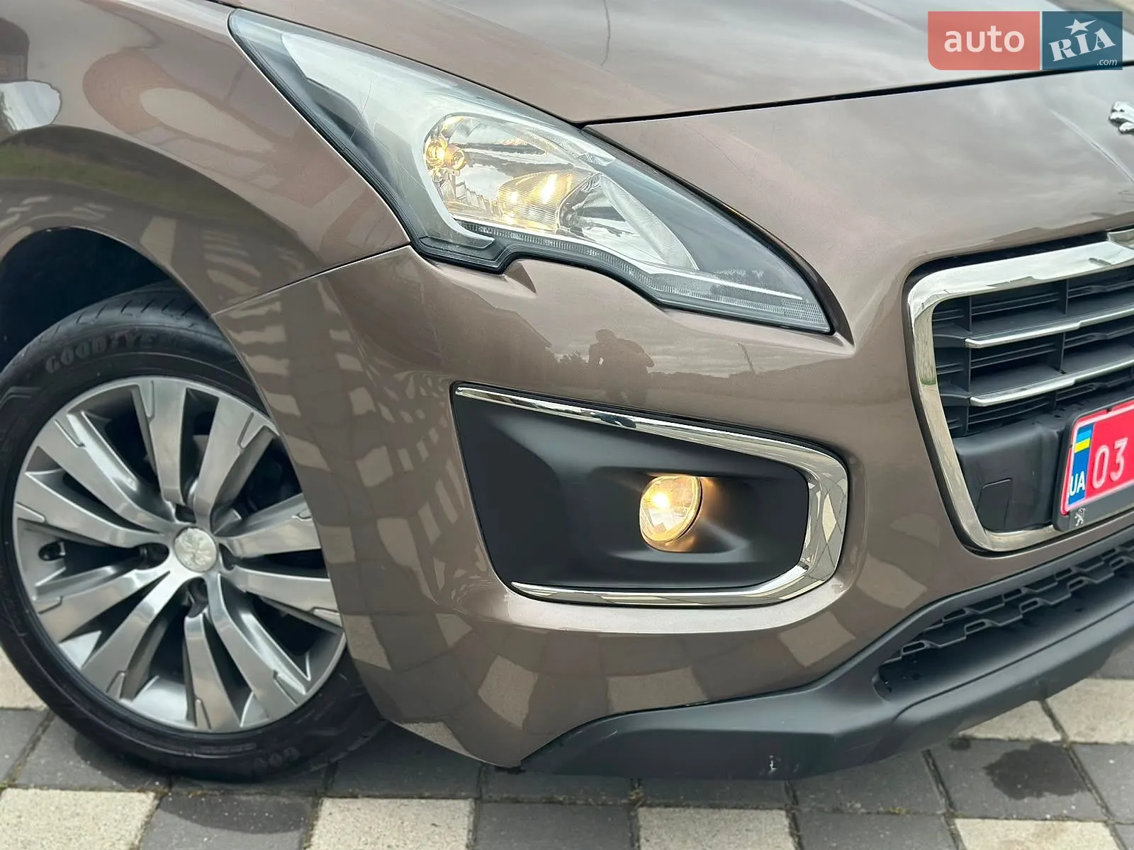Peugeot 3008, 2015