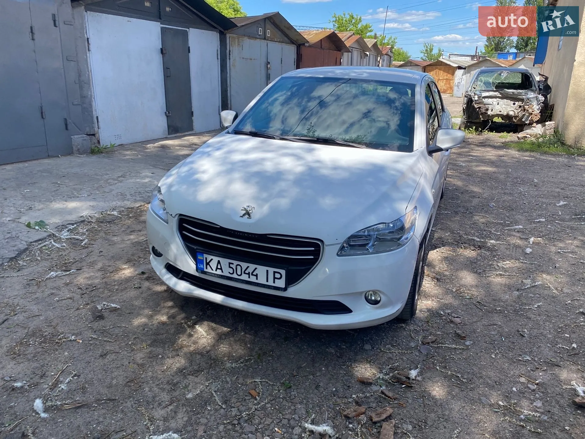 Peugeot 301, 2016