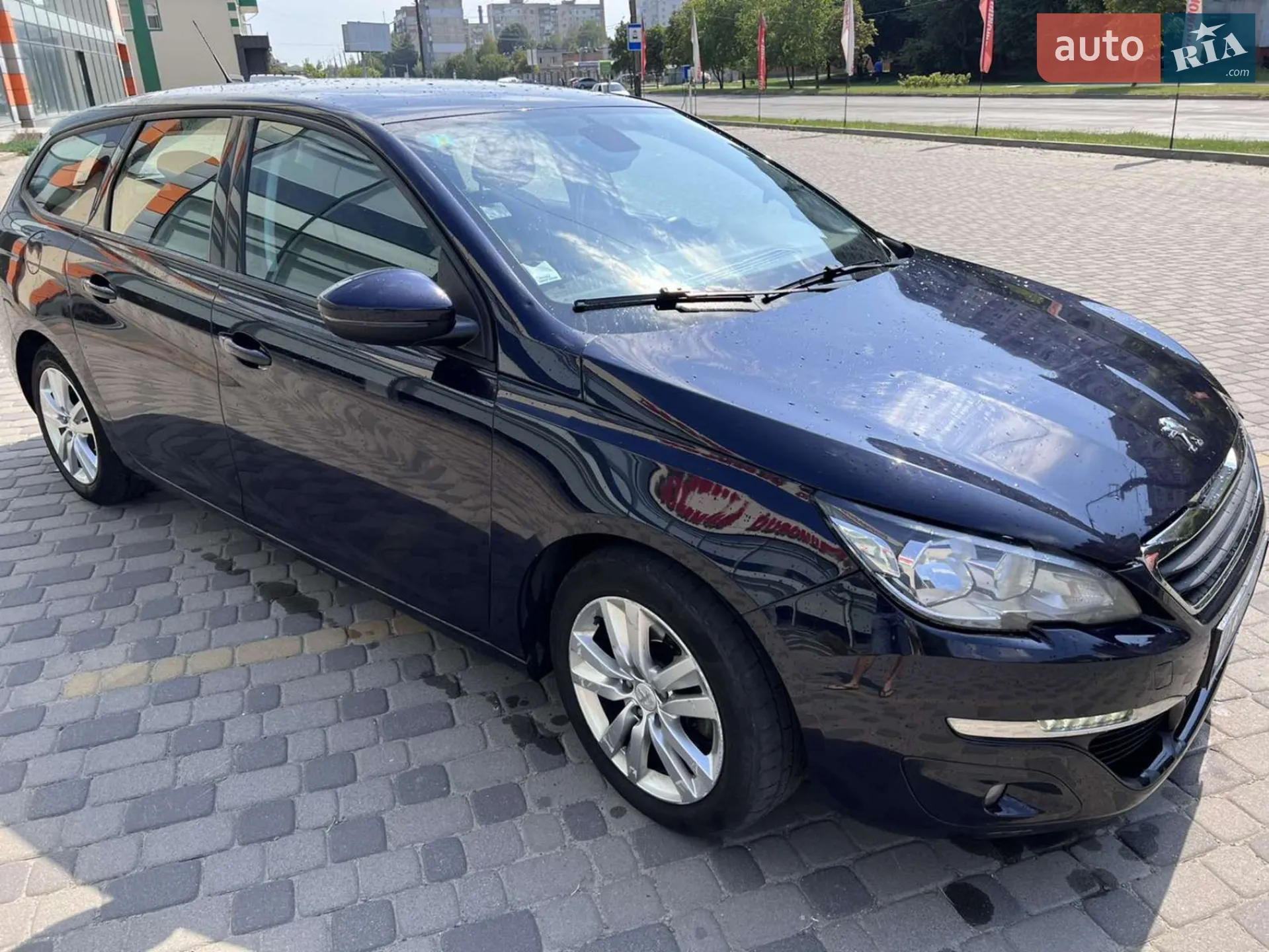 Peugeot 308, 2015