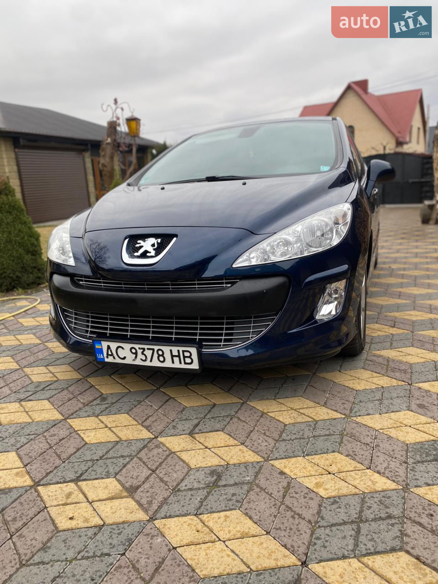 Peugeot 308, 2011