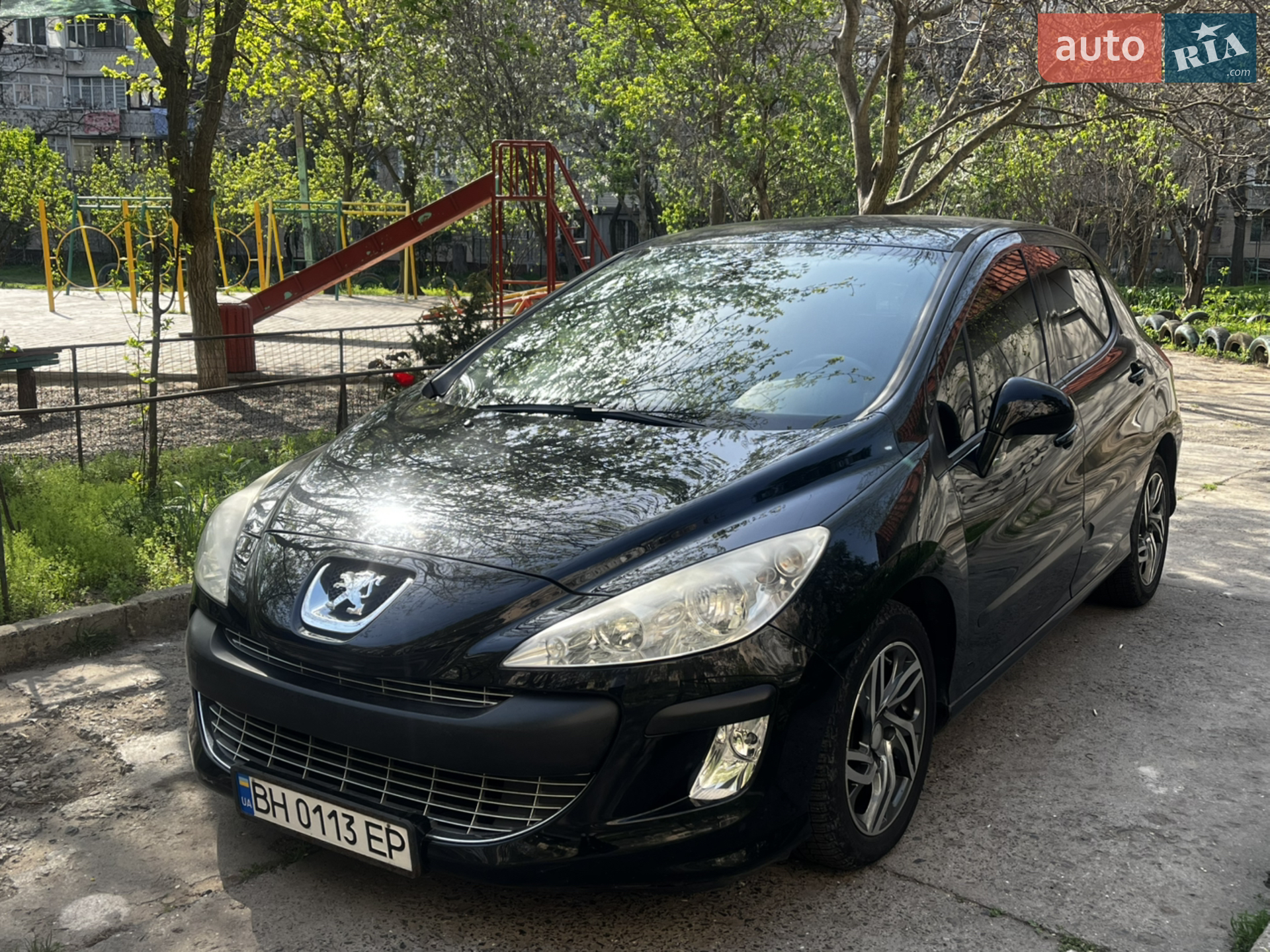 Peugeot 308, 2011