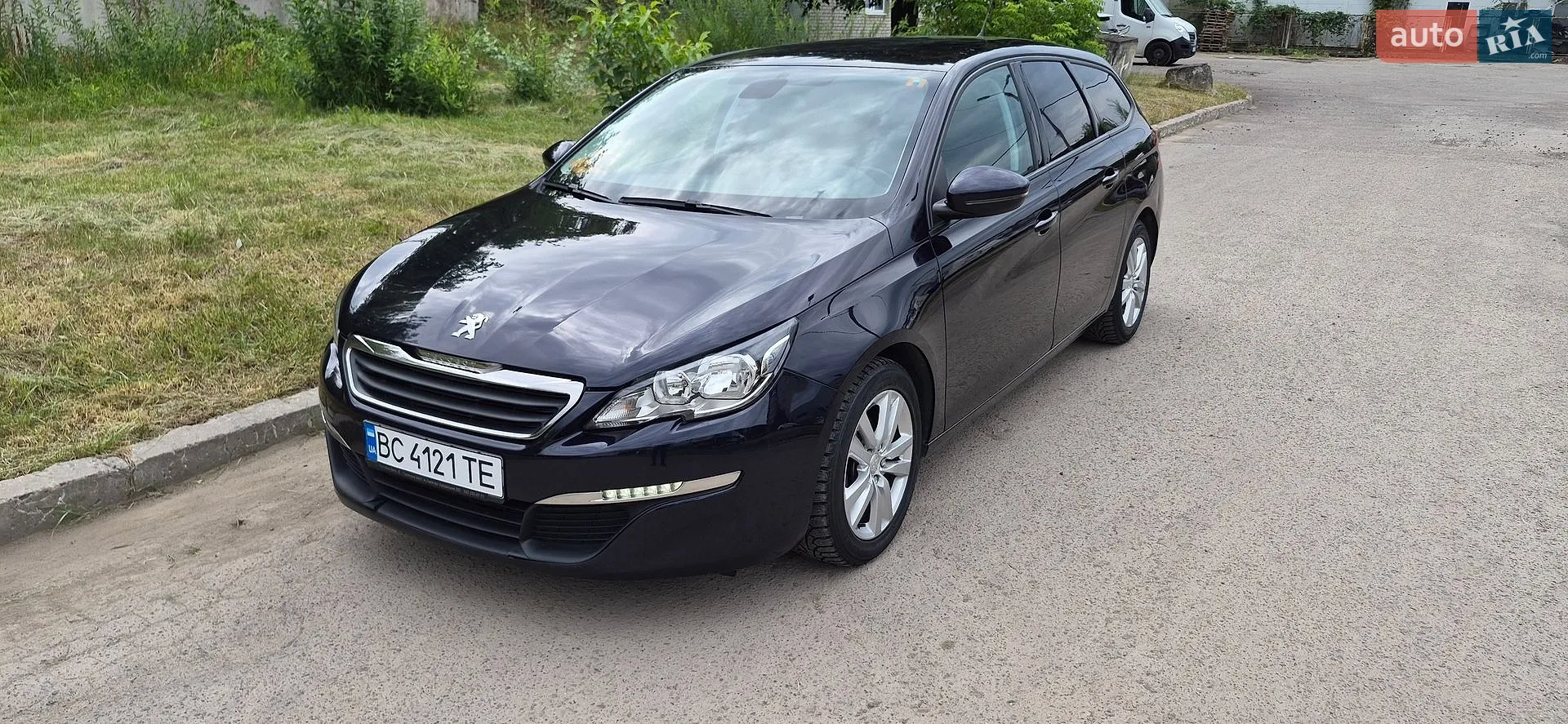 Peugeot 308, 2015