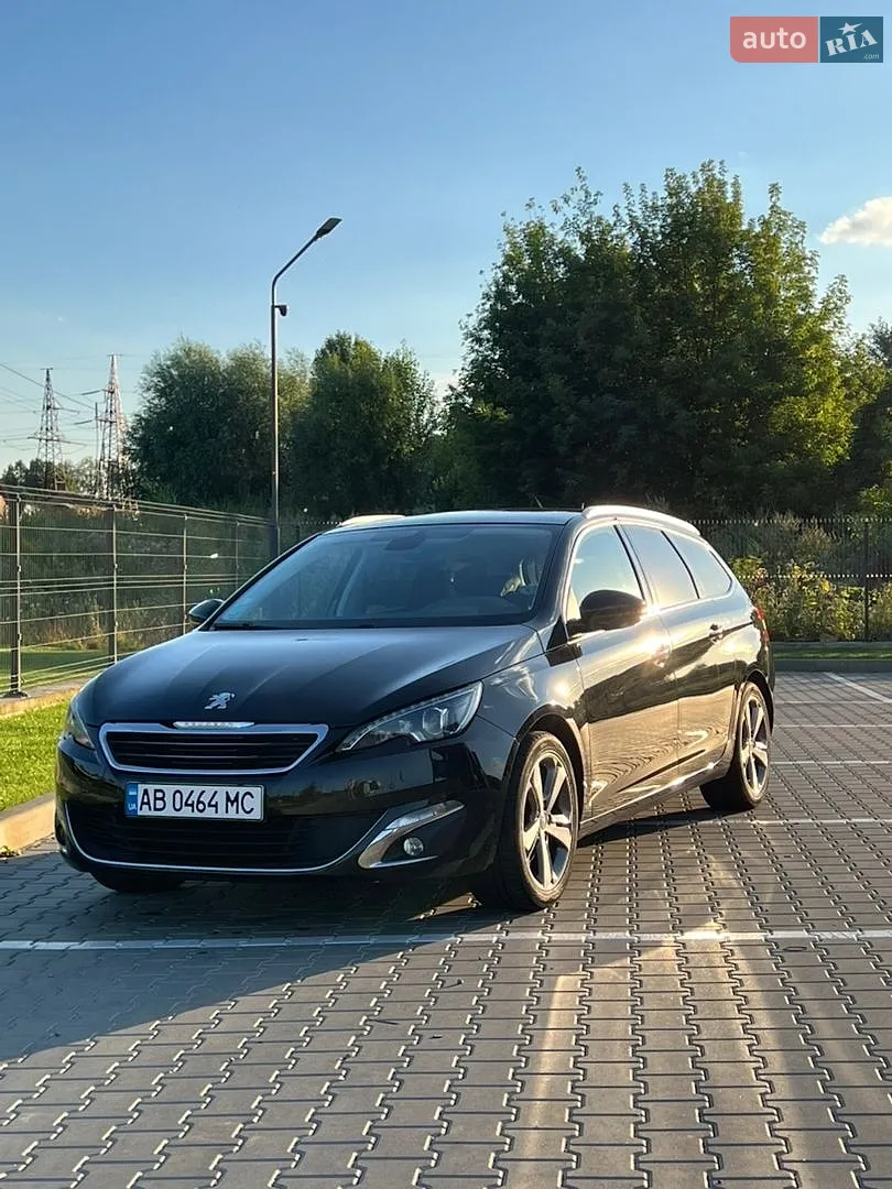 Peugeot 308, 2015