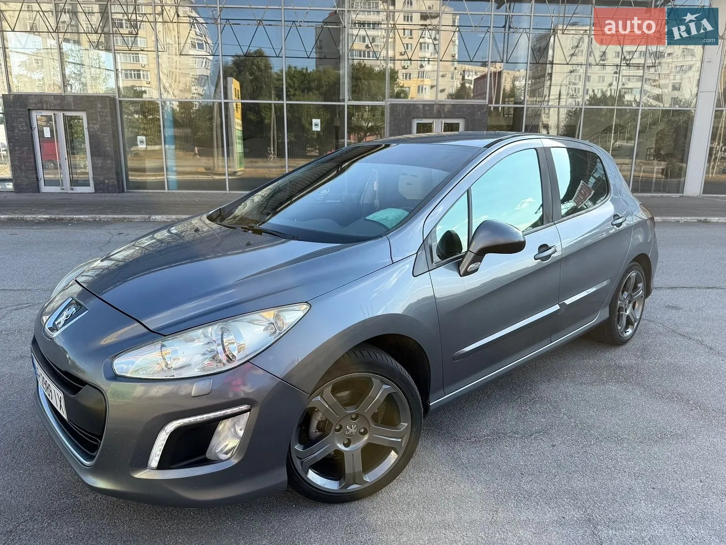 Peugeot 308, 2011
