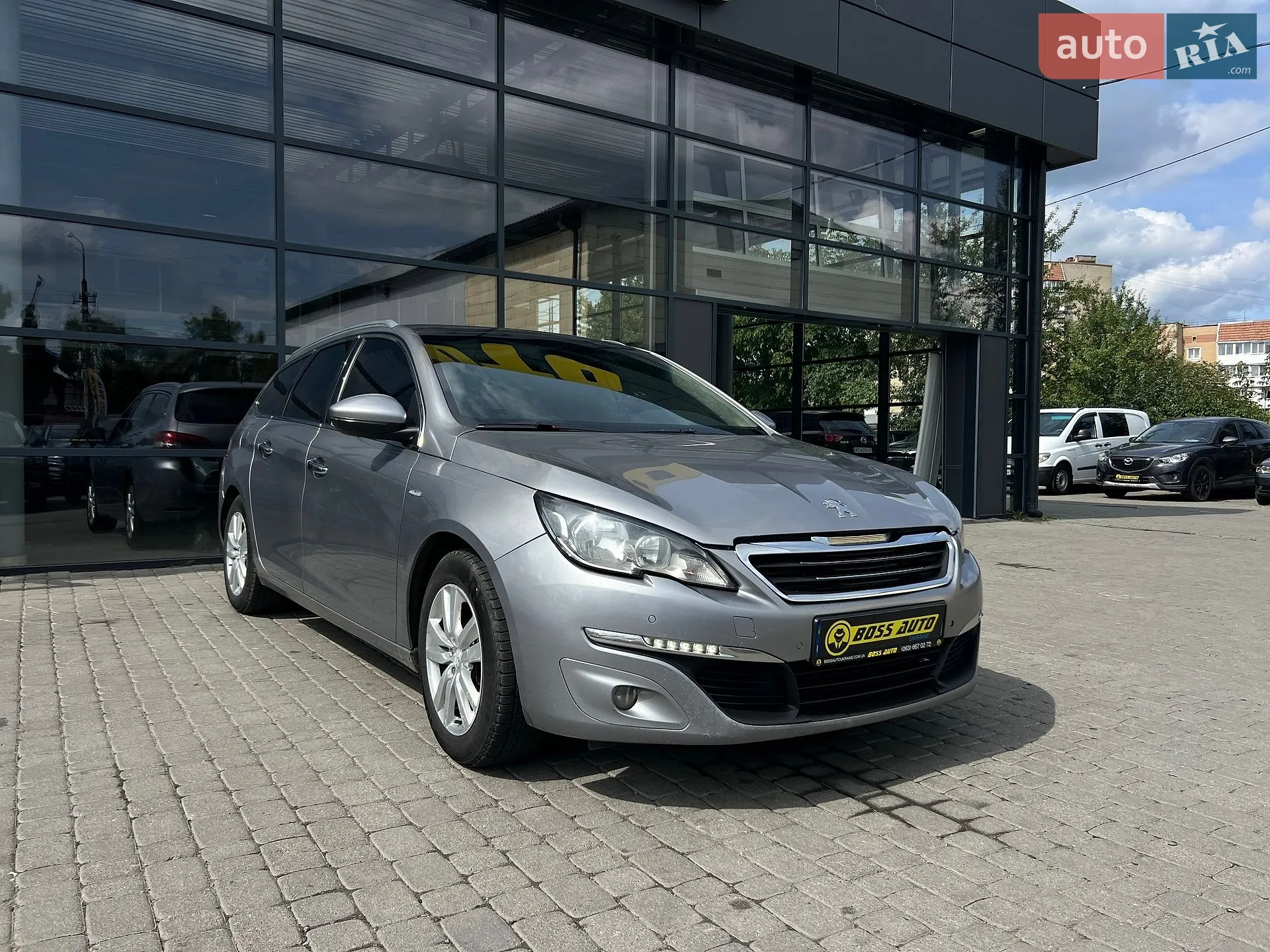 Peugeot 308, 2015