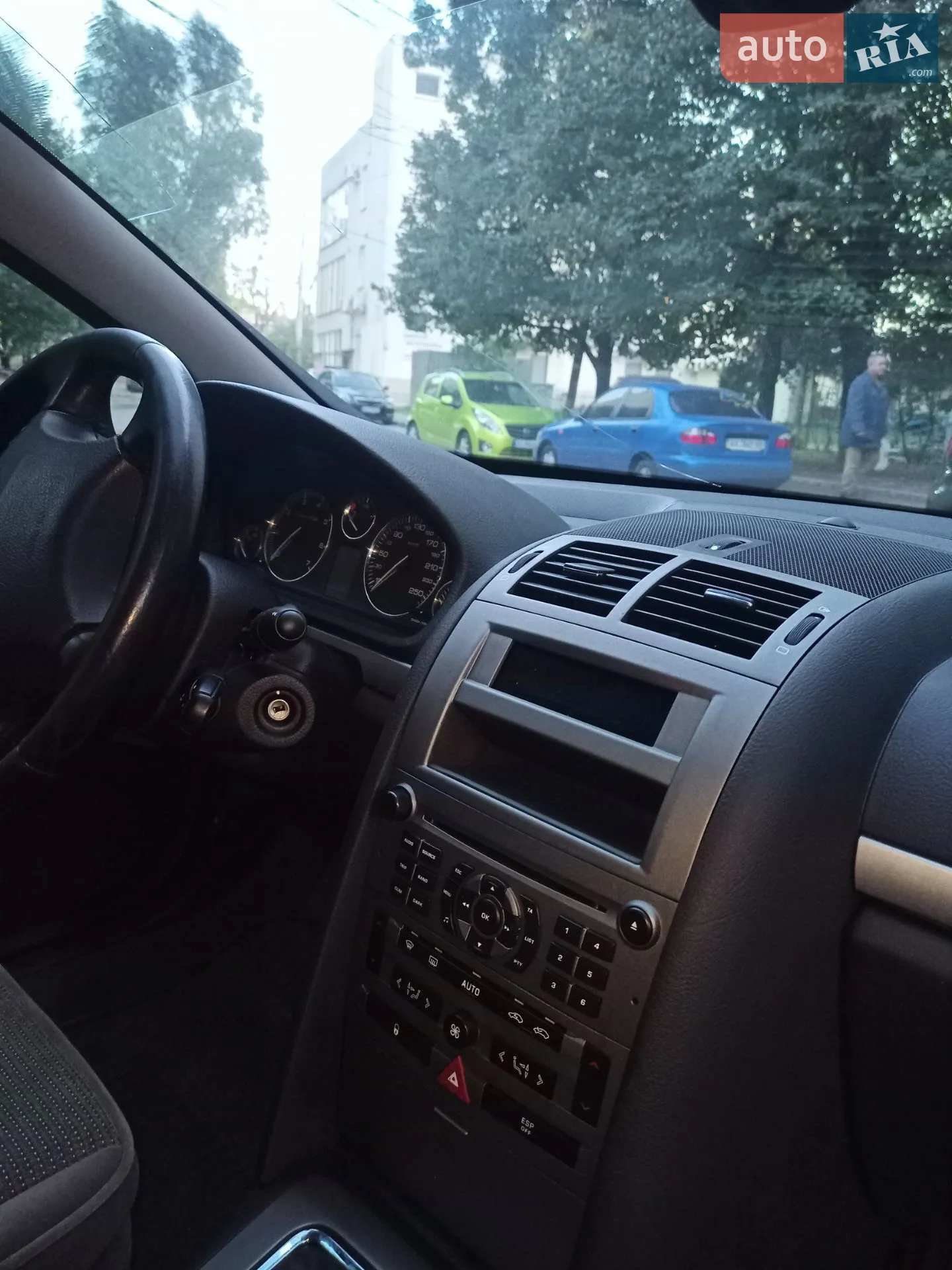 Peugeot 407, 2004