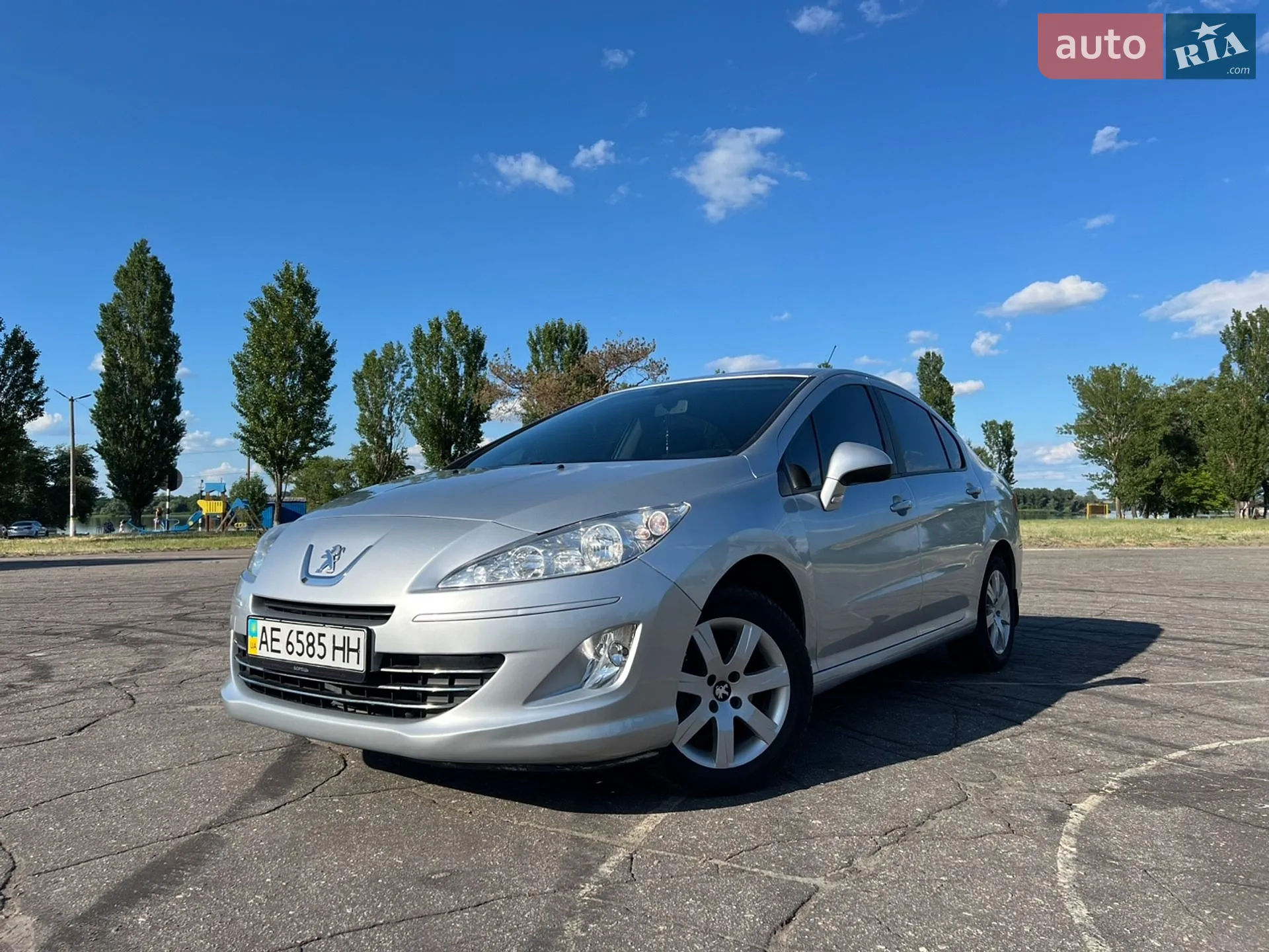 Peugeot 408, 2012