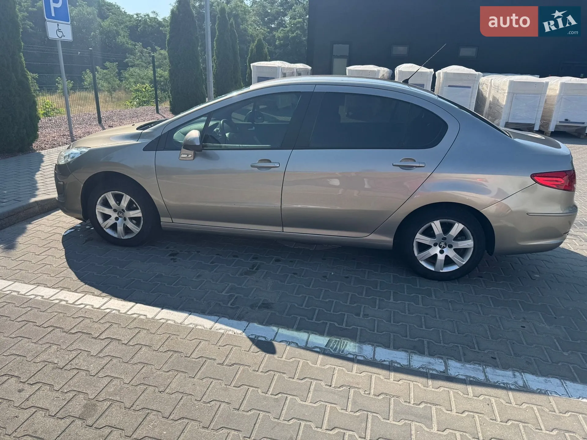 Peugeot 408, 2012