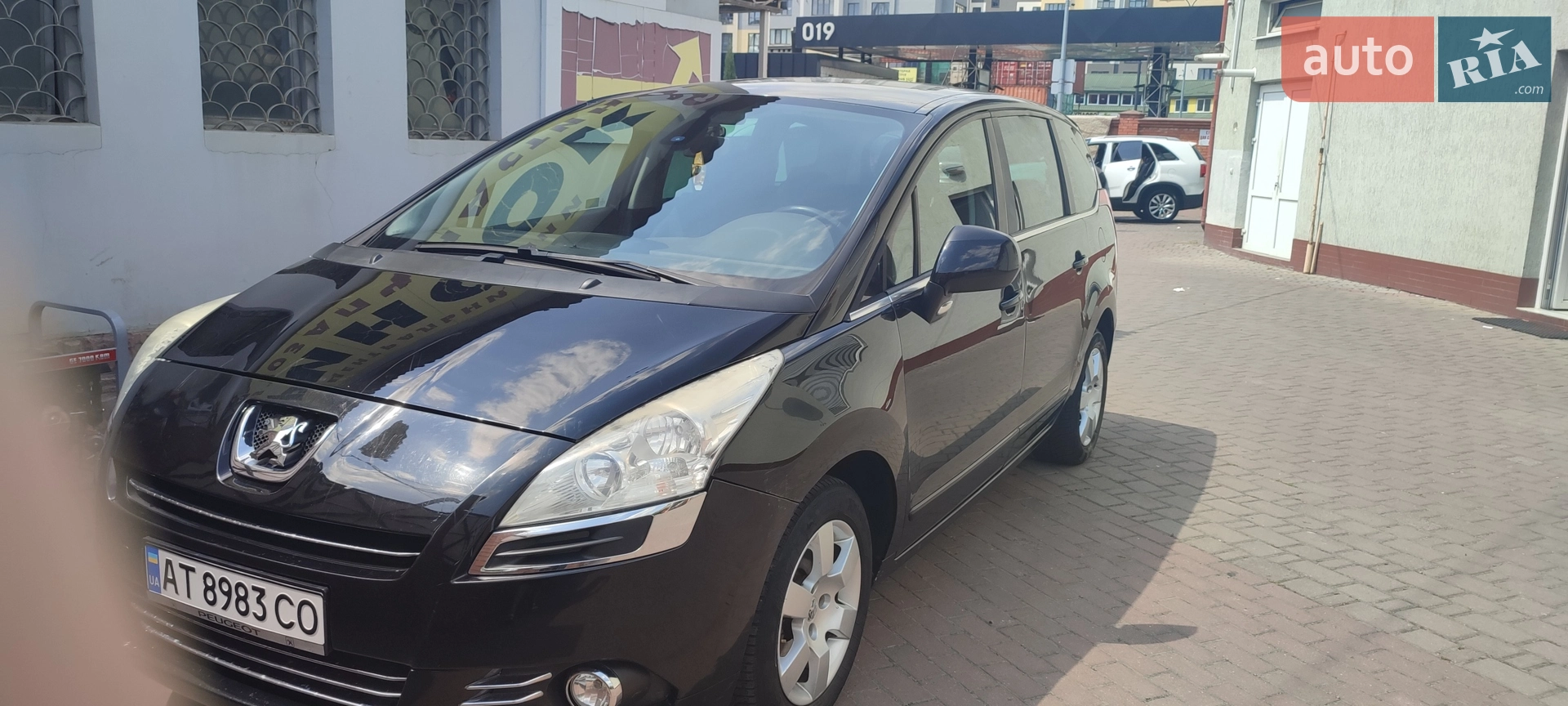 Peugeot 5008, 2010
