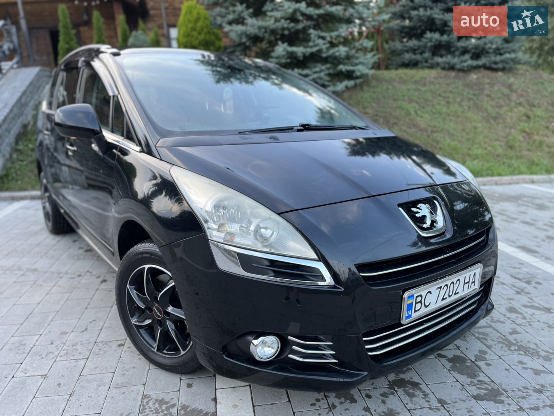 Peugeot 5008, 2010