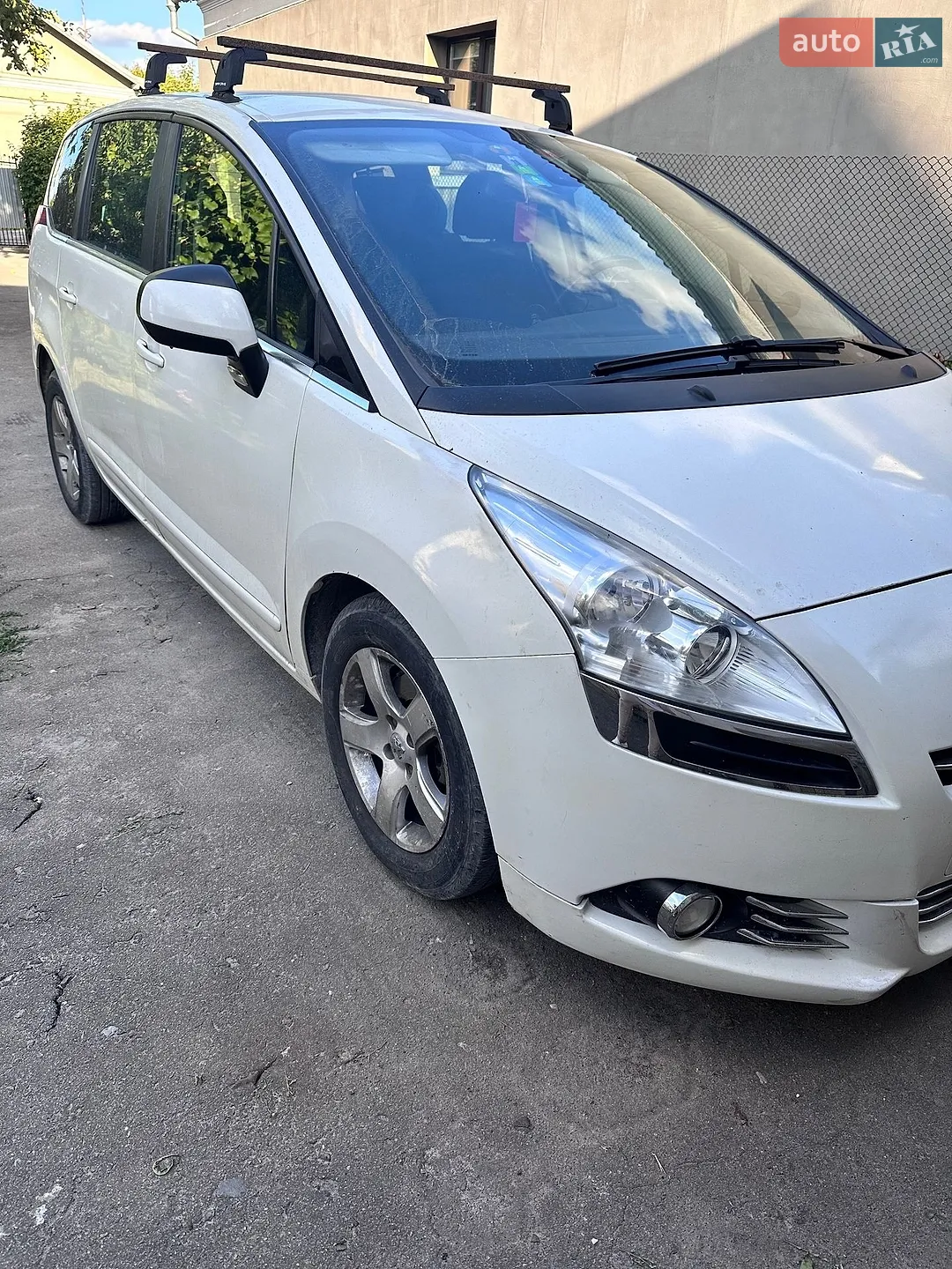 Peugeot 5008, 2011