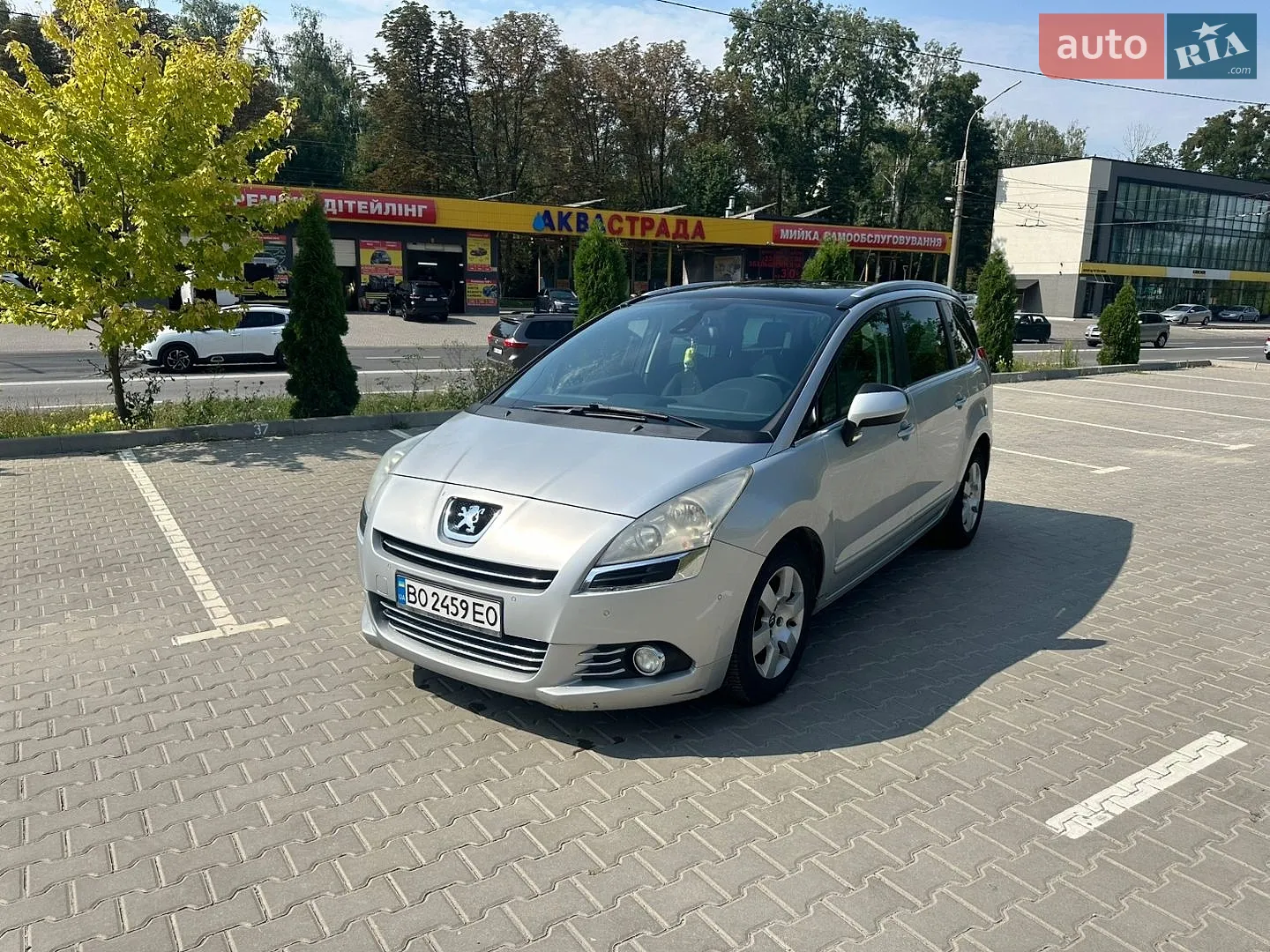 Peugeot 5008, 2012