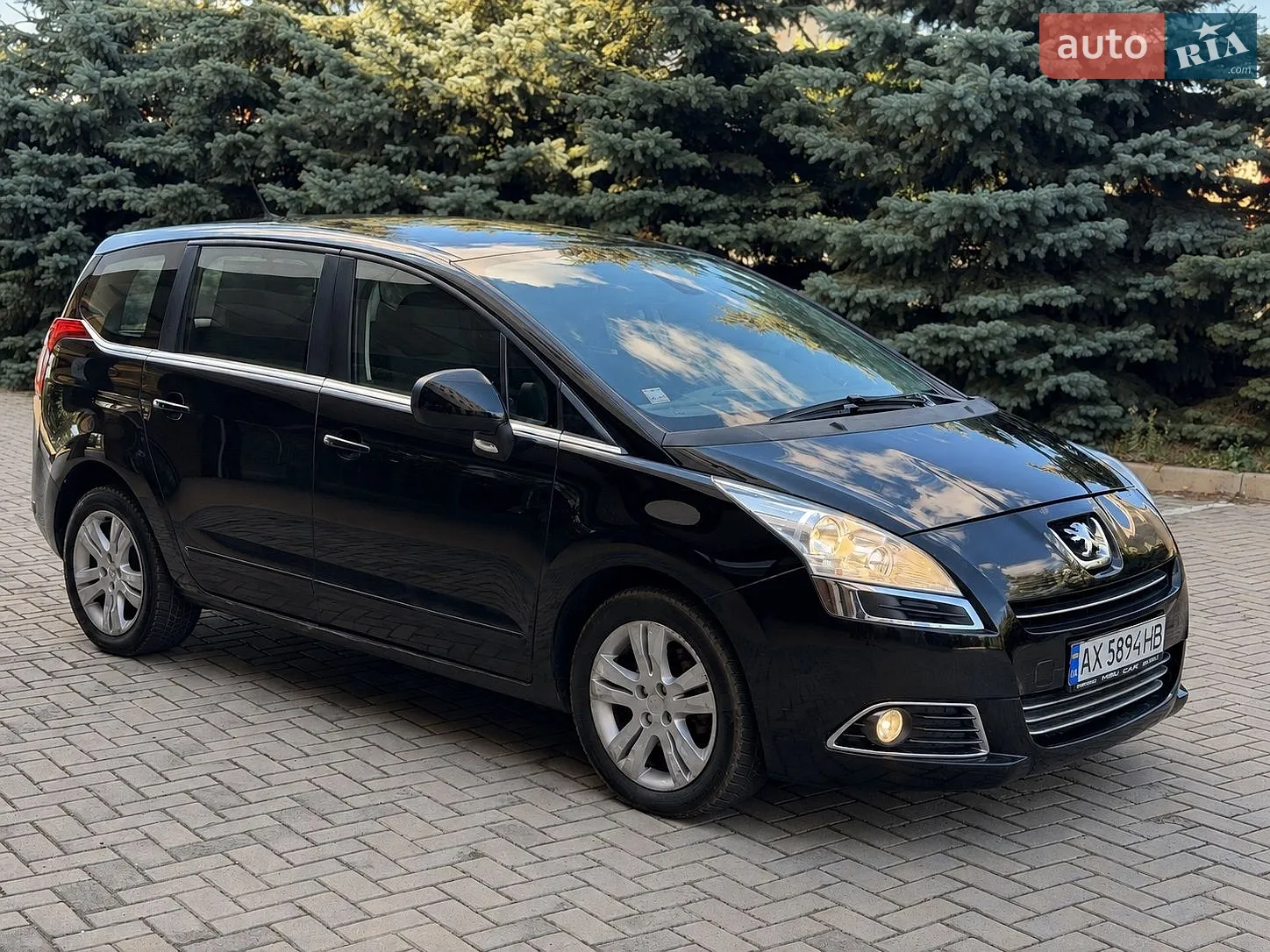 Peugeot 5008, 2011
