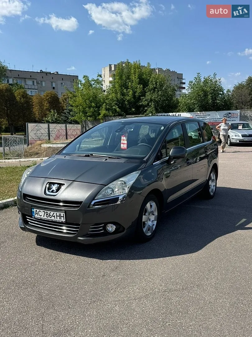 Peugeot 5008, 2010
