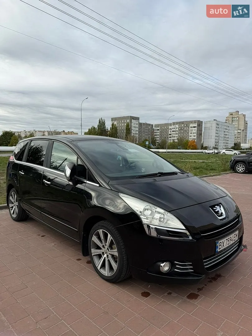 Peugeot 5008, 2010