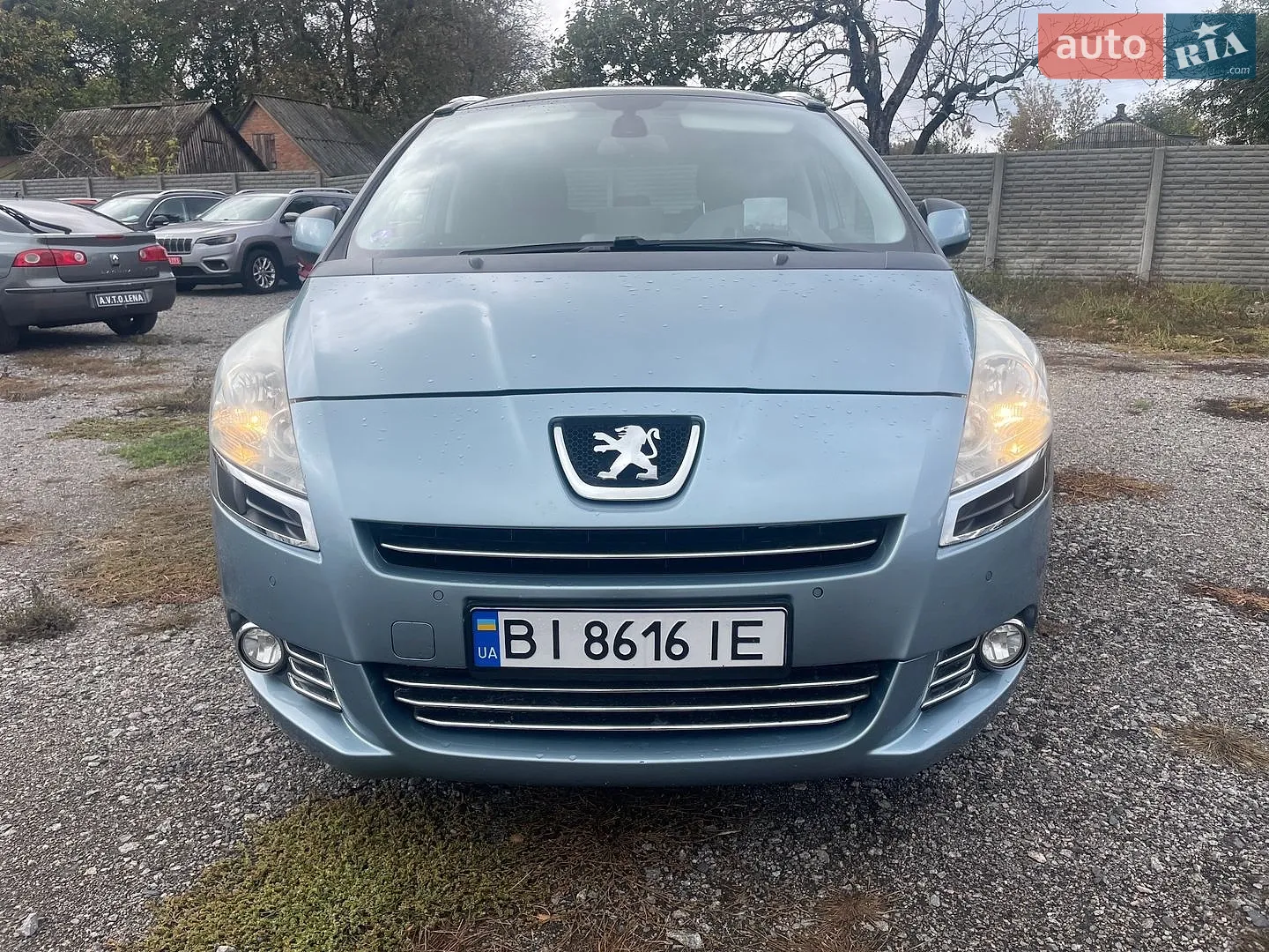 Peugeot 5008, 2010