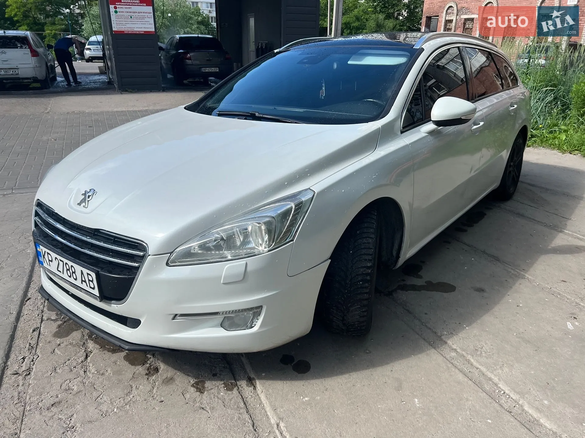 Peugeot 508, 2011