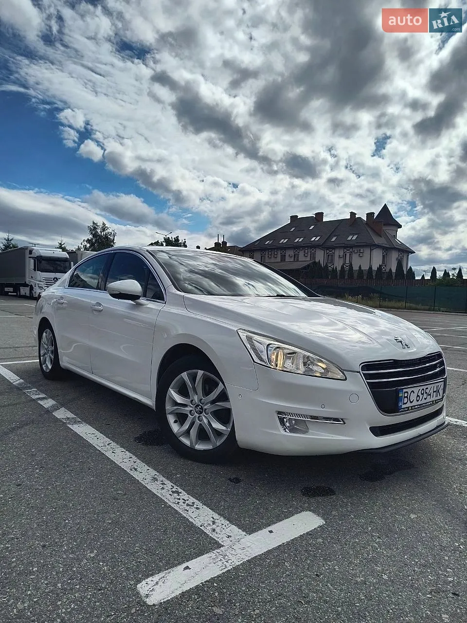Peugeot 508, 2011