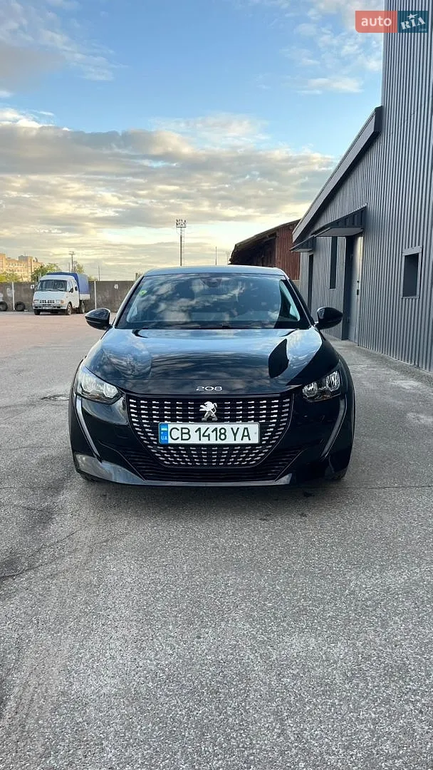 Peugeot e-208, 2022