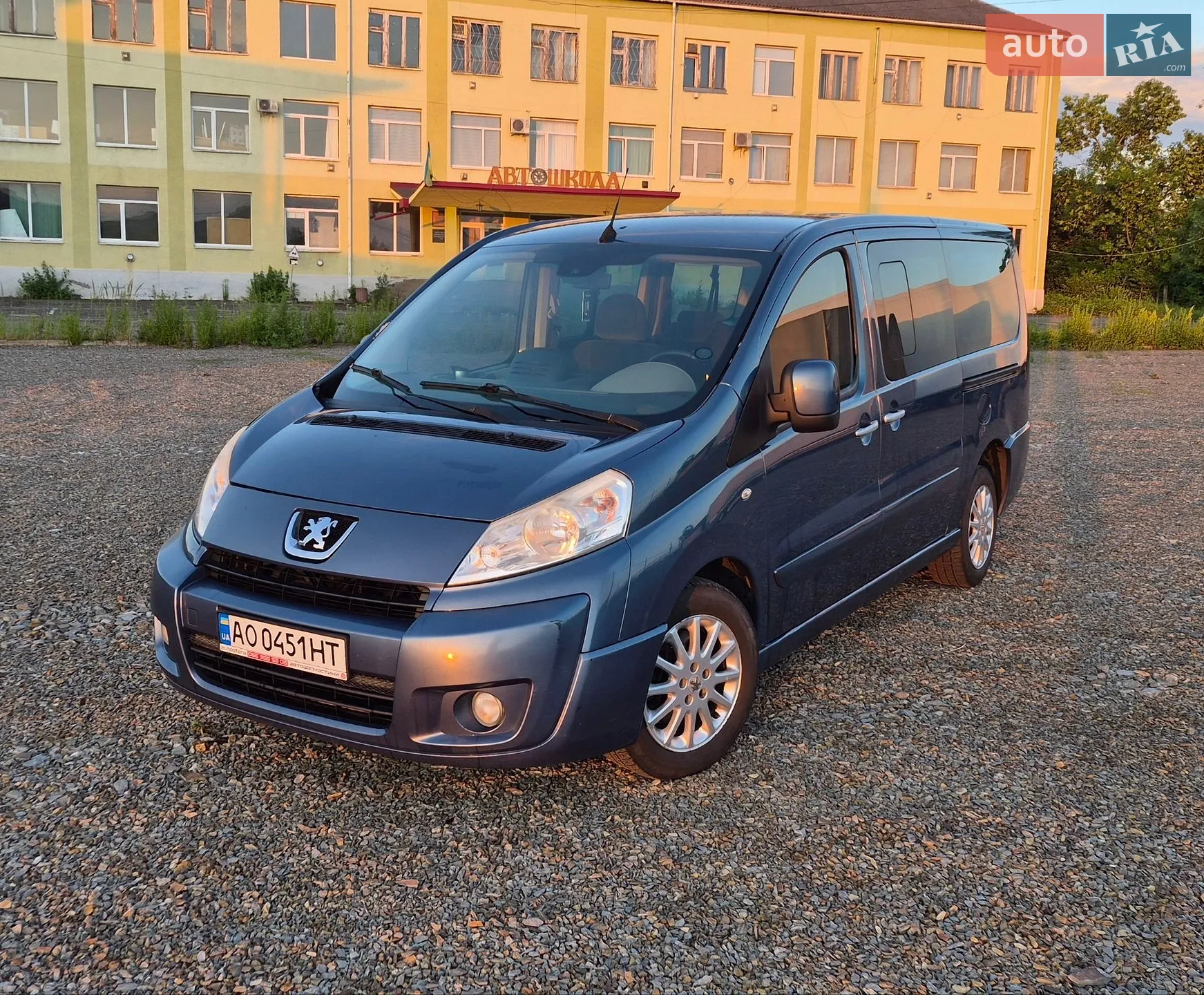 Peugeot Expert, 2011