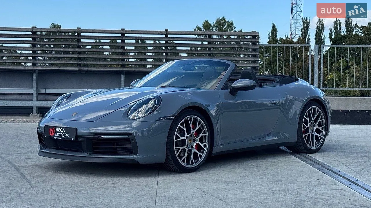 Porsche 911, 2024