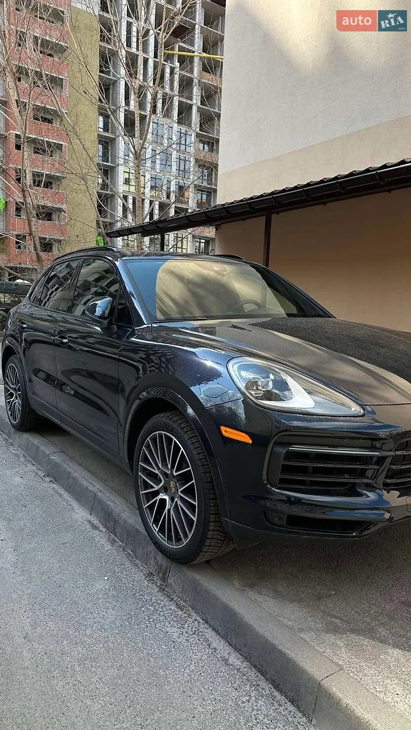 Porsche Cayenne, 2023