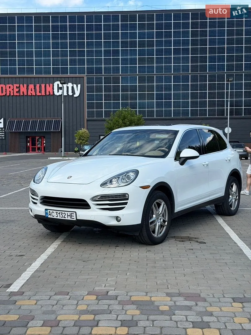 Porsche Cayenne, 2012