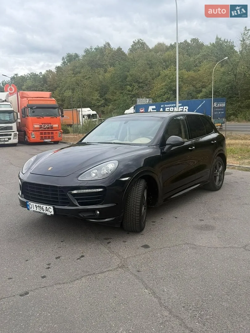 Porsche Cayenne, 2012