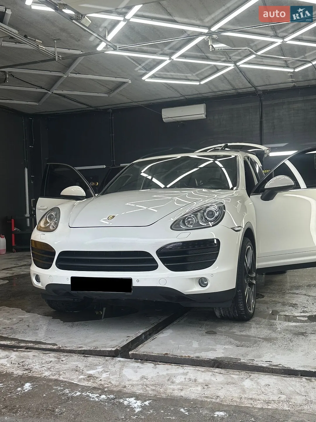 Porsche Cayenne, 2011