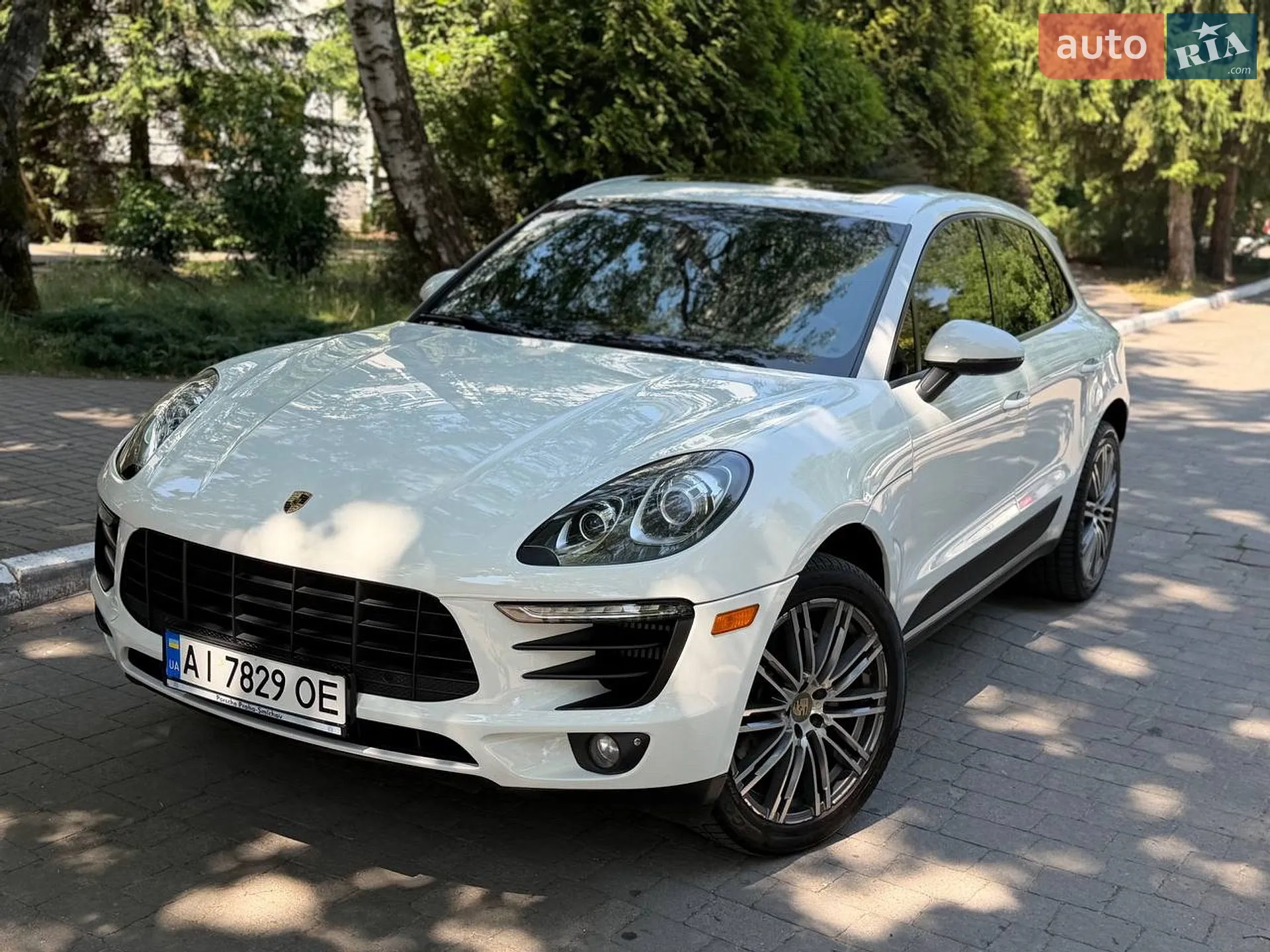 Porsche Macan, 2015