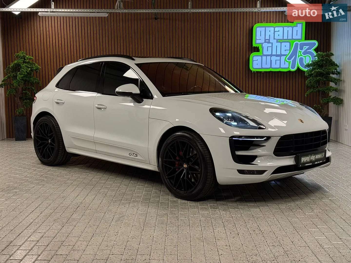 Porsche Macan, 2016