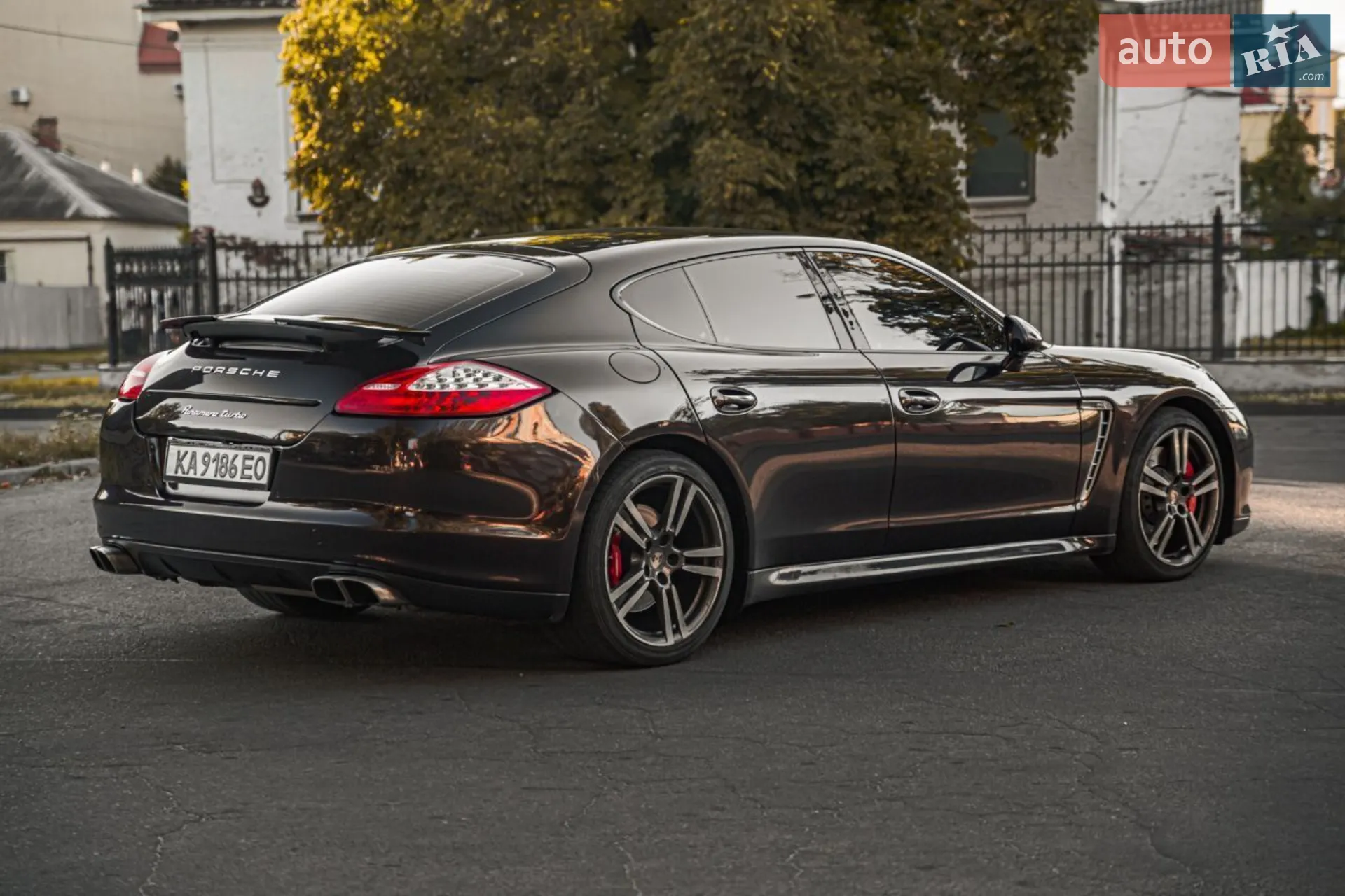 Porsche Panamera, 2011