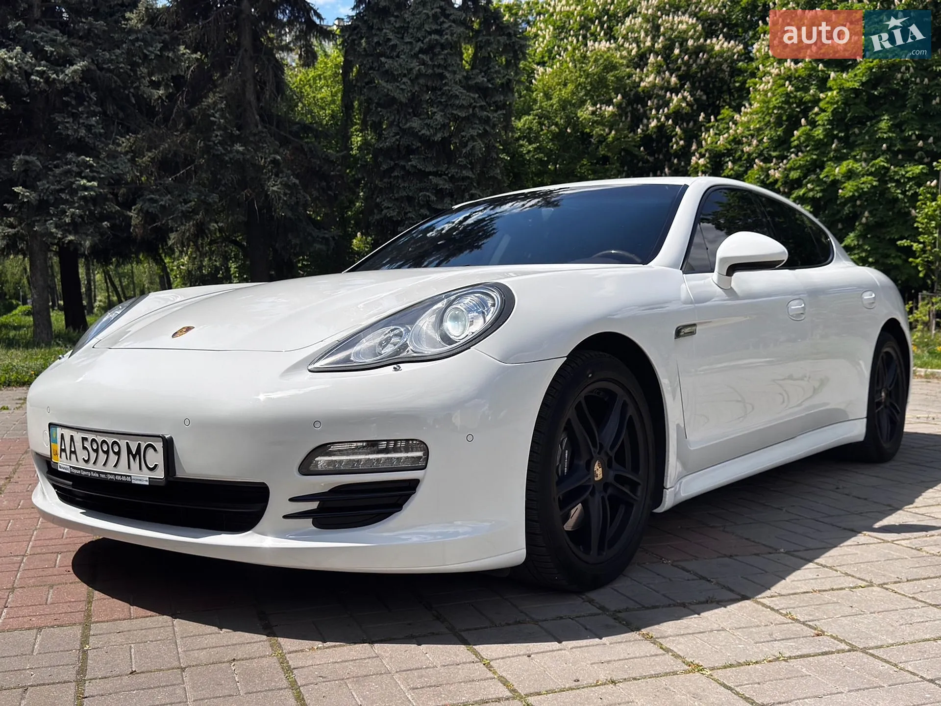 Porsche Panamera, 2012