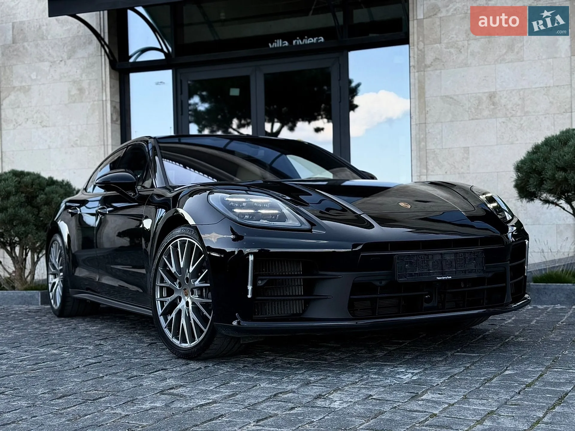 Porsche Panamera, 2023
