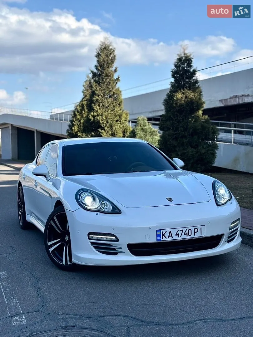 Porsche Panamera, 2010