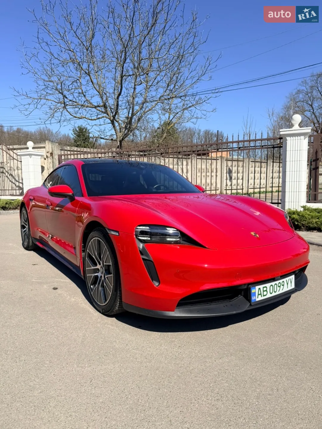 Porsche Taycan, 2023