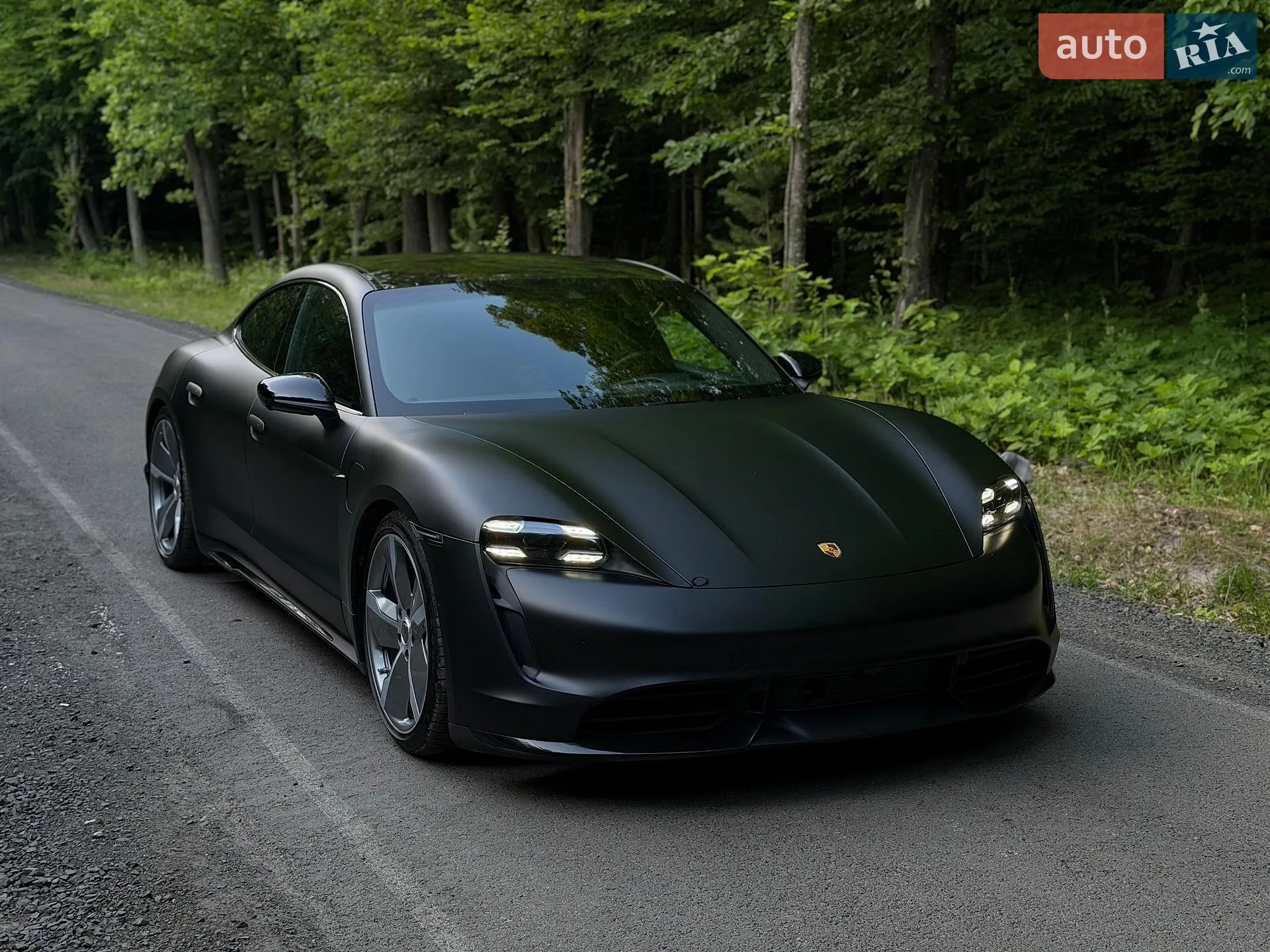 Porsche Taycan, 2020