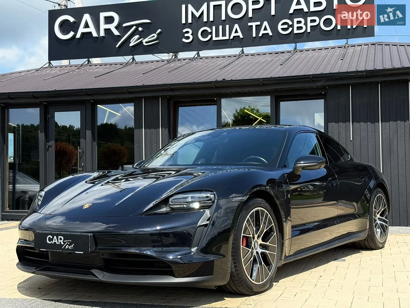 Porsche Taycan, 2021