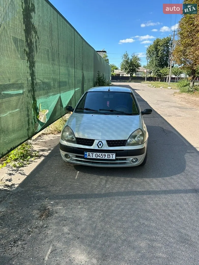 Renault Clio Symbol, 2004