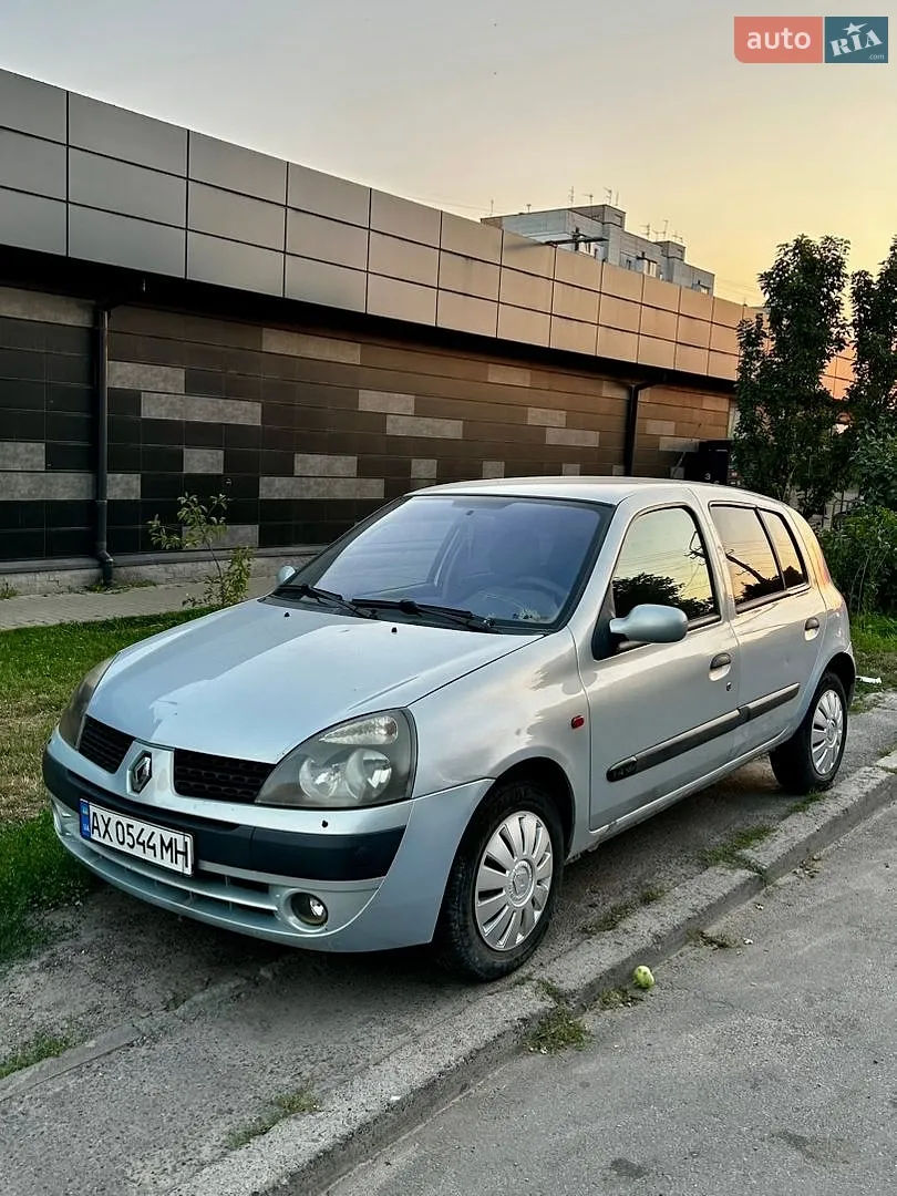 Renault Clio, 2002