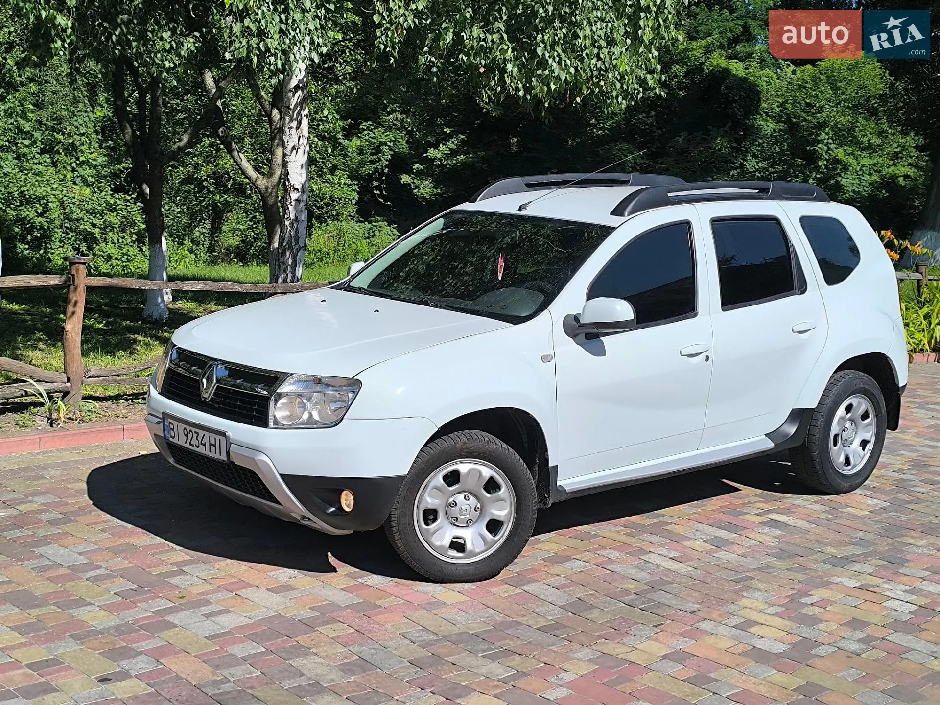 Renault Duster, 2011
