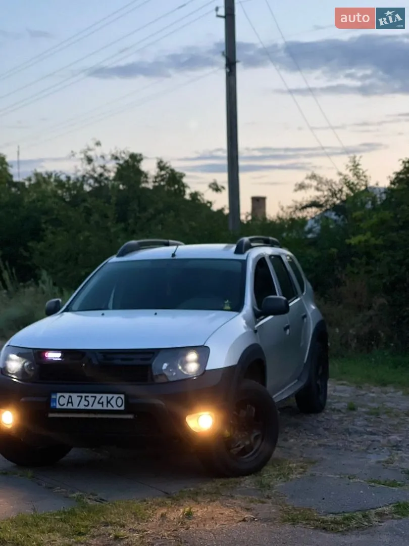 Renault Duster, 2011