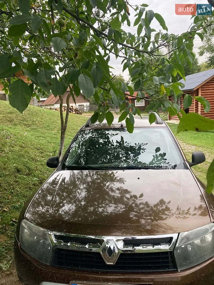 Renault Duster, 2011