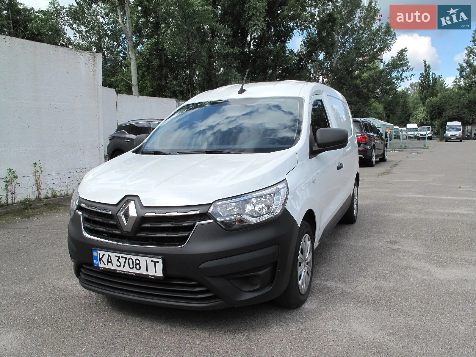 Renault Express, 2023
