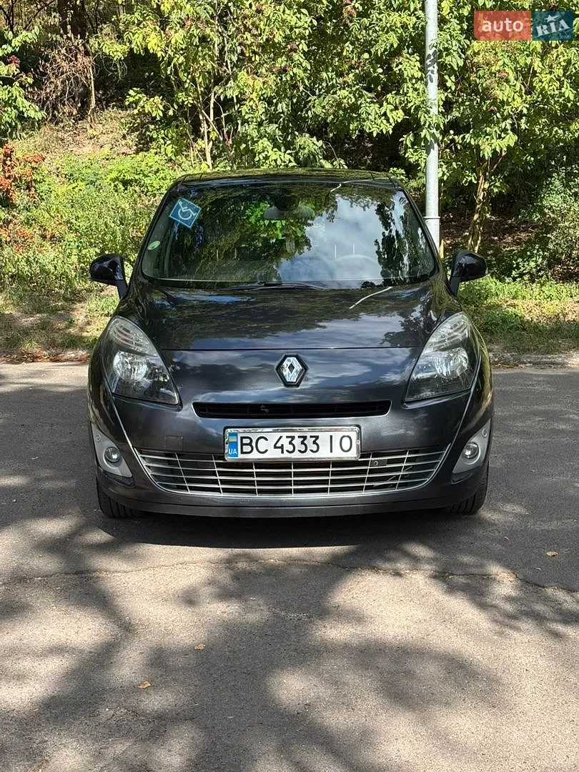 Renault Grand Scenic, 2011